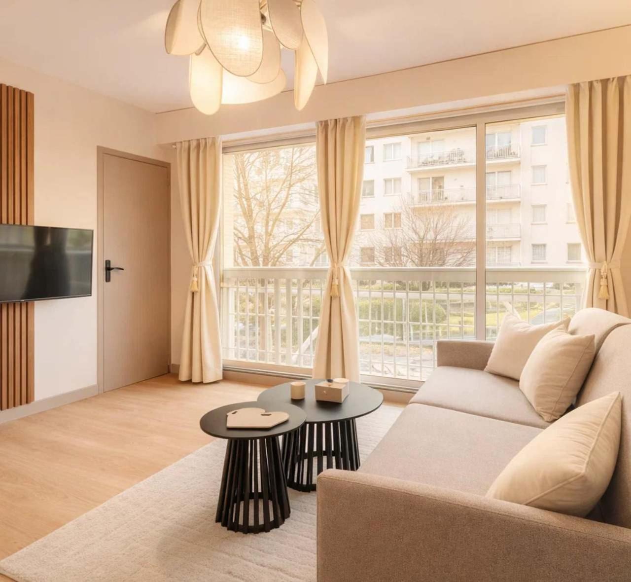 Eiffel Tower * Parigi